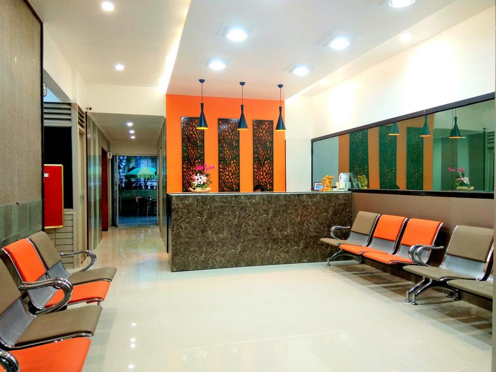 Hotel Raviraj Pune Exterior photo