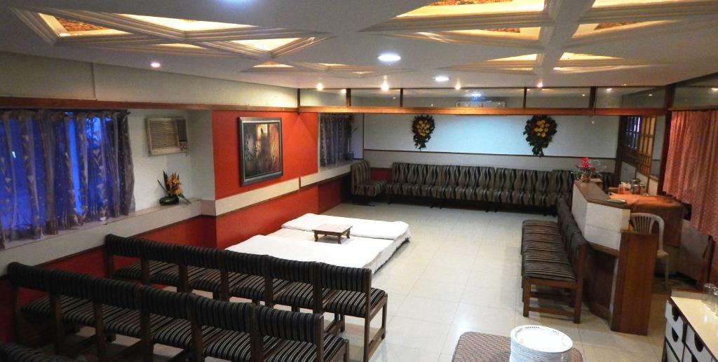 Hotel Raviraj Pune Exterior photo