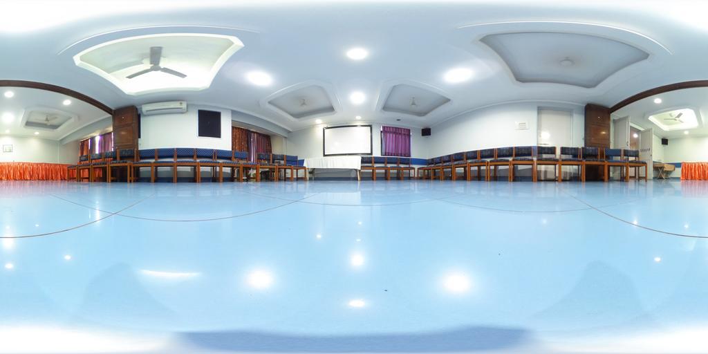 Hotel Raviraj Pune Exterior photo