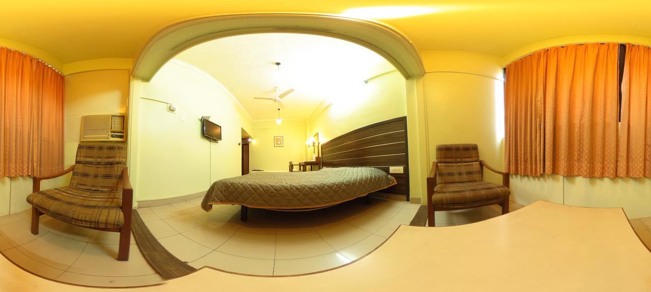 Hotel Raviraj Pune Exterior photo