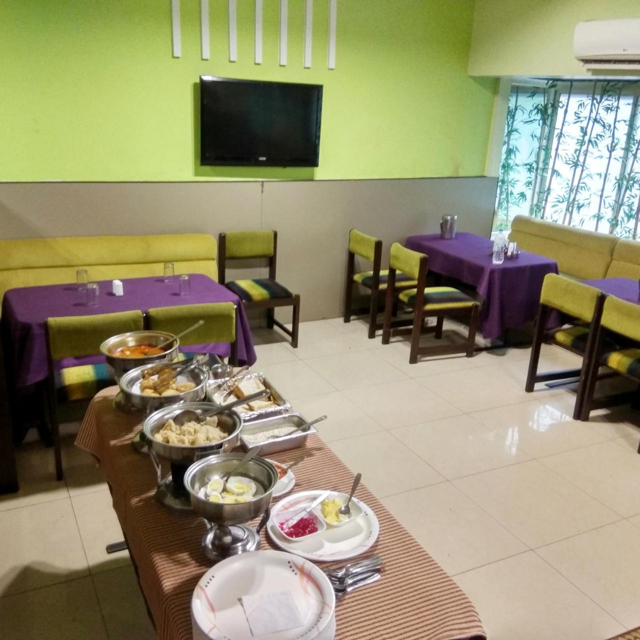 Hotel Raviraj Pune Exterior photo