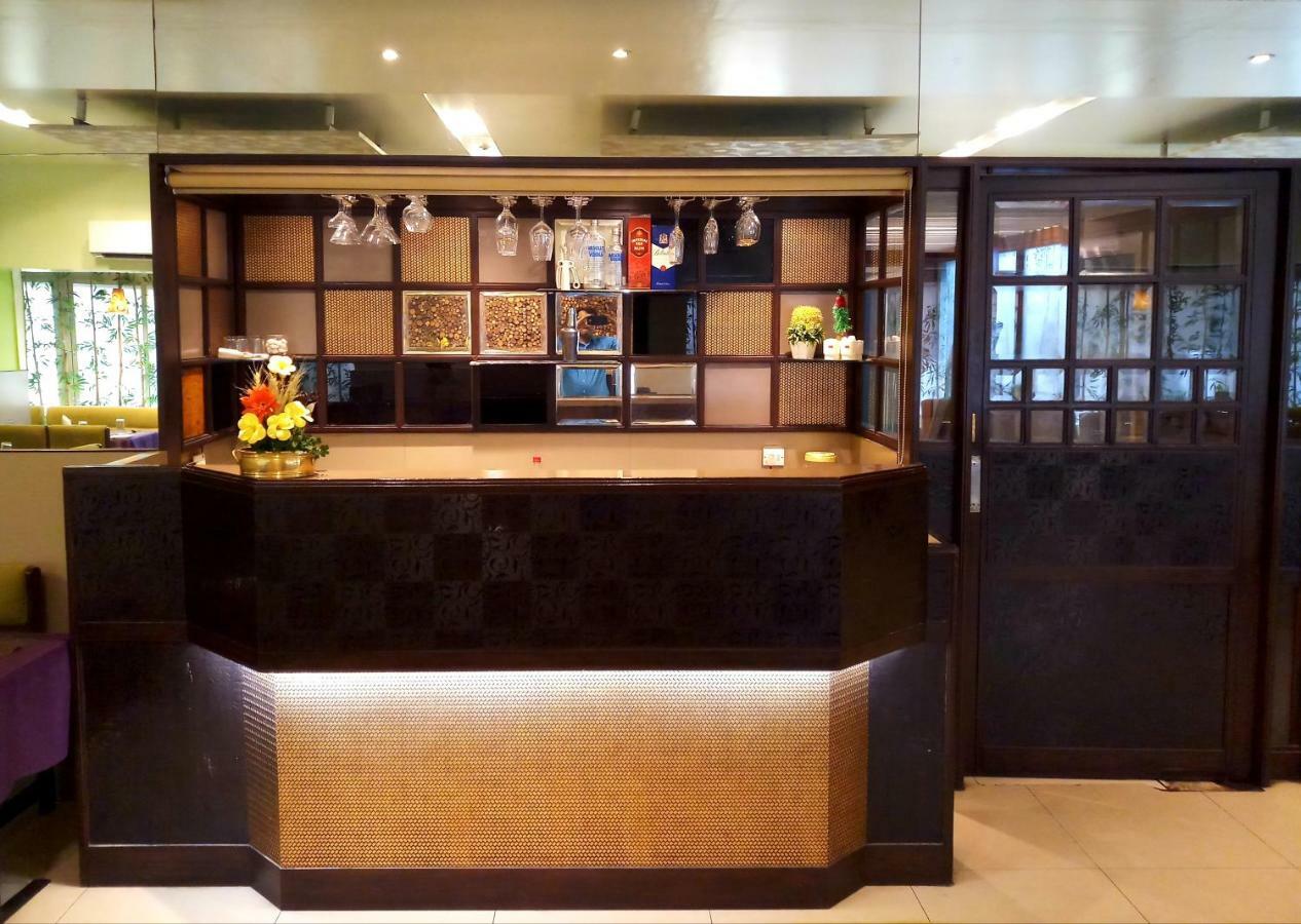 Hotel Raviraj Pune Exterior photo